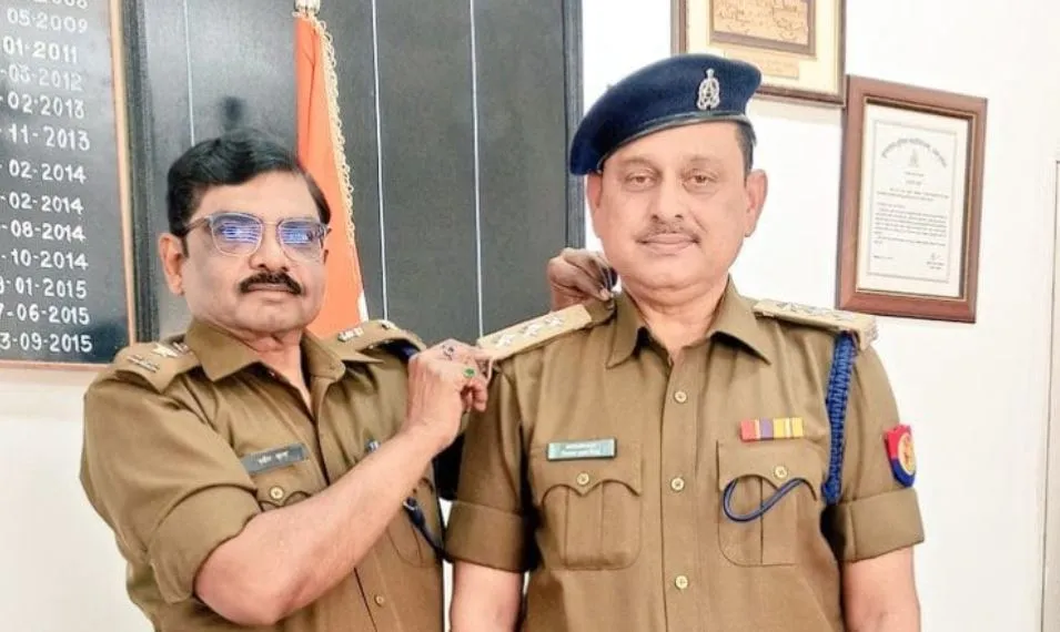 महाराजगंज: पदोन्नत होकर डीएसपी बने विजयराज