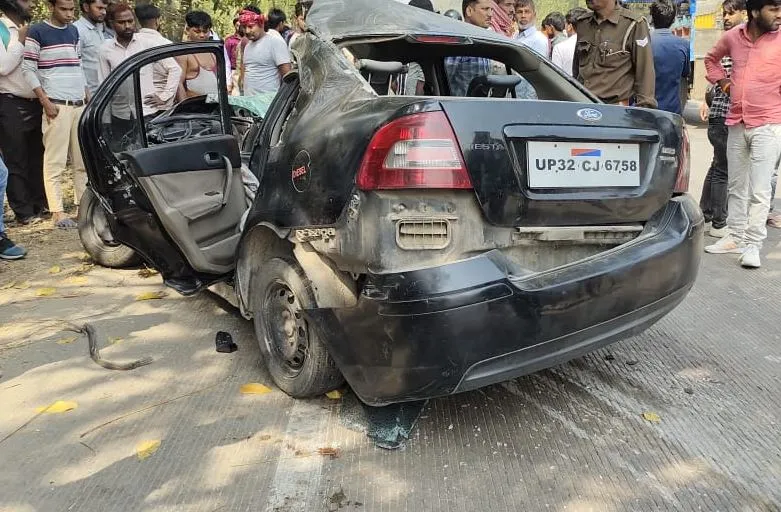 बाराबंकी: बस और कार की भिड़ंत में एक की मौत