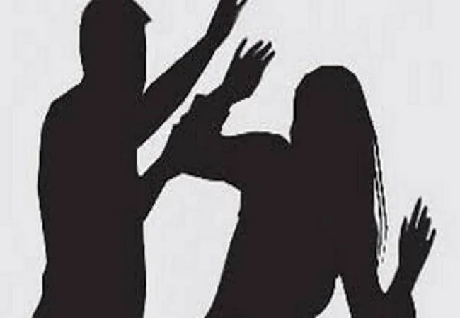मुरादाबाद: संपत्ति के लिए गर्भवती महिला को पीटा, गर्भ में पल रहे बच्चे की मौत