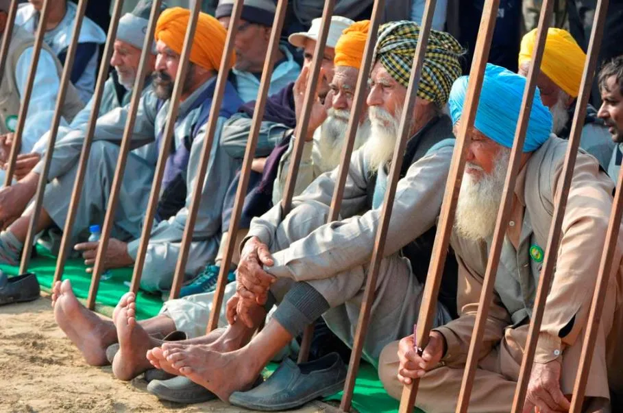 ‘आखिरी इच्छा- सरकार निरस्त करे तीनों कृषि कानून’ और किसान ने लगा ली फांसी