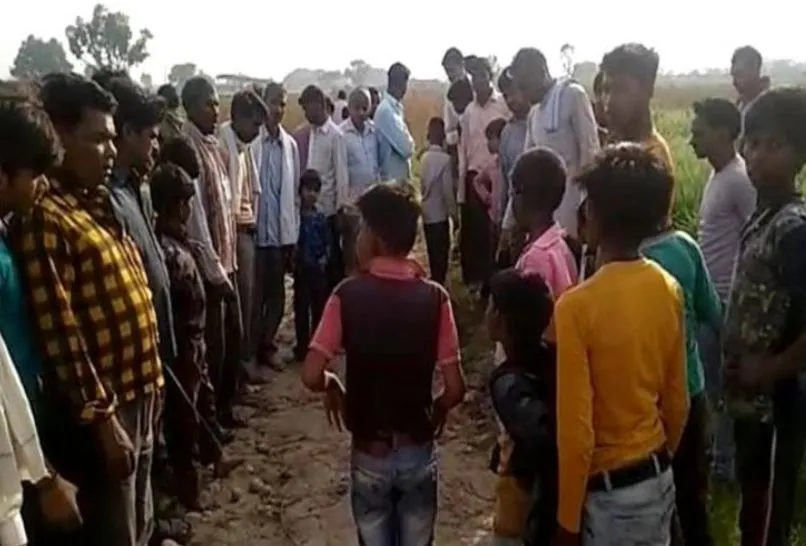 हाथरस कांड: मुख्य आरोपी अभी भी पुलिस की पकड़ से दूर, घोषित किया एक लाख का इनाम