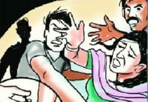 बागेश्वर: मनचलों ने किशोरी को सरेआम पीटा, तमाशबीन बनी जनता