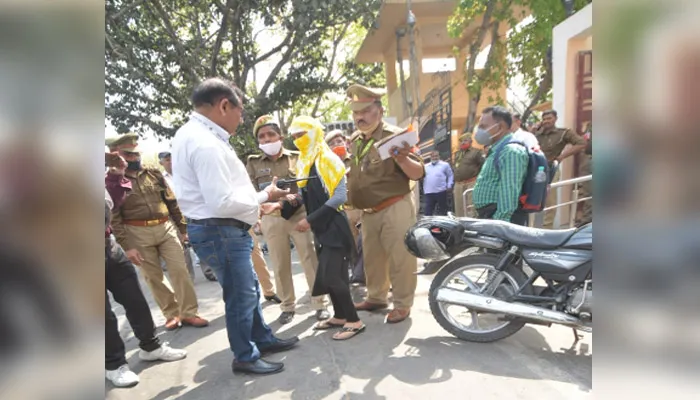 लखनऊ: विधानसभा के पास रेप पीड़िता ने किया आत्मदाह का प्रयास