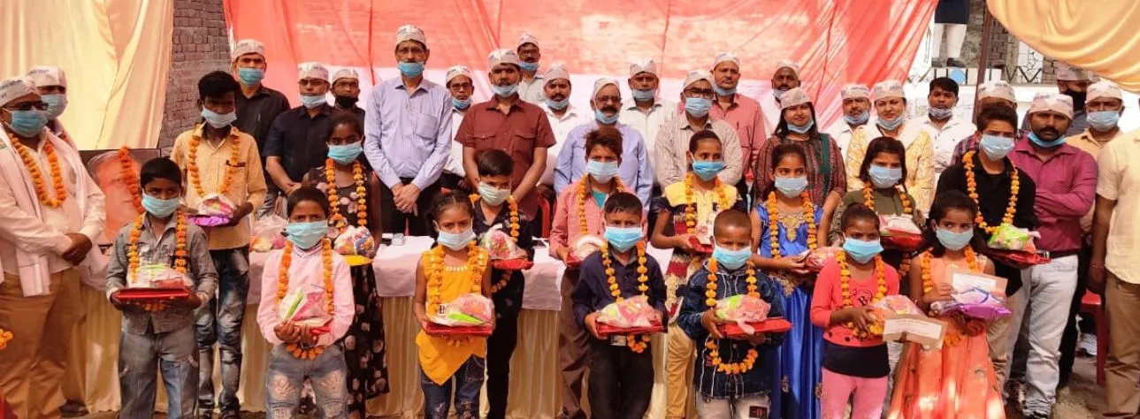 लखनऊ: जरूरतमंद बच्चों के चेहरों पर संघर्ष समिति लाएगी मुस्कान, आर्थिक सहयोग राशि की शुरूआत की