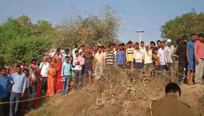 मीरजापुर में युवकों के शव के मिलने से सनसनी, हत्या की आशंका