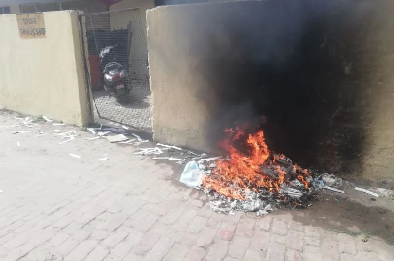 बरेली: जहां मिले नौ संक्रमित, वहीं जला दीं पीपीई व एंटीजन किट