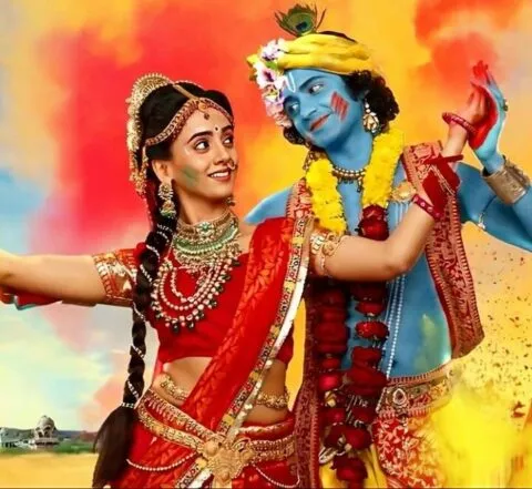 जमाने से मुझे छुप करके तुझे वो रंग लगाना है !!