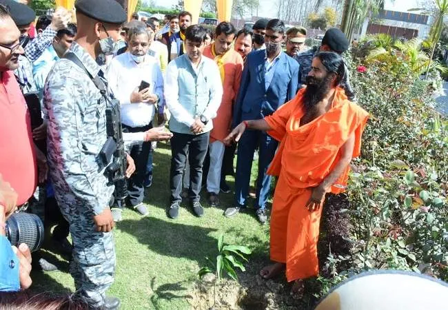 मुरादाबाद : पतंजलि की सेवायें अब बलदेव अग्रवाल नेचुरोपैथी में होंगी शुरू