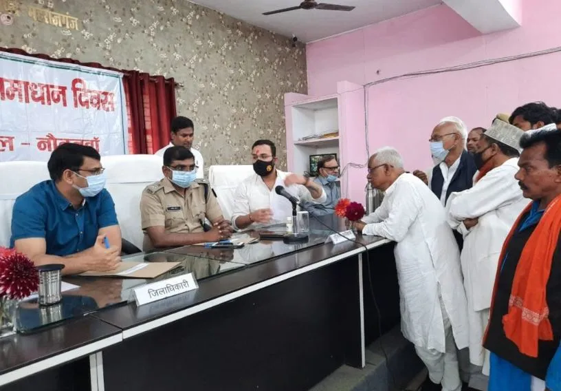 महराजगंज: समाधान दिवस में आए 81 मामले, सात का मौके पर निस्तारण