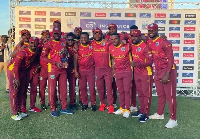वेस्टइंडीज ने श्रीलंका को 5 विकेट से हराया, सीरीज में 3-0 से किया सफाया