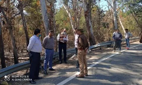 हल्द्वानी: दानीबंगर मोड़ पर दुर्घटनाएं रोकने के लिए सड़क पर लगाई जाएंगी रम्बल स्ट्रिप