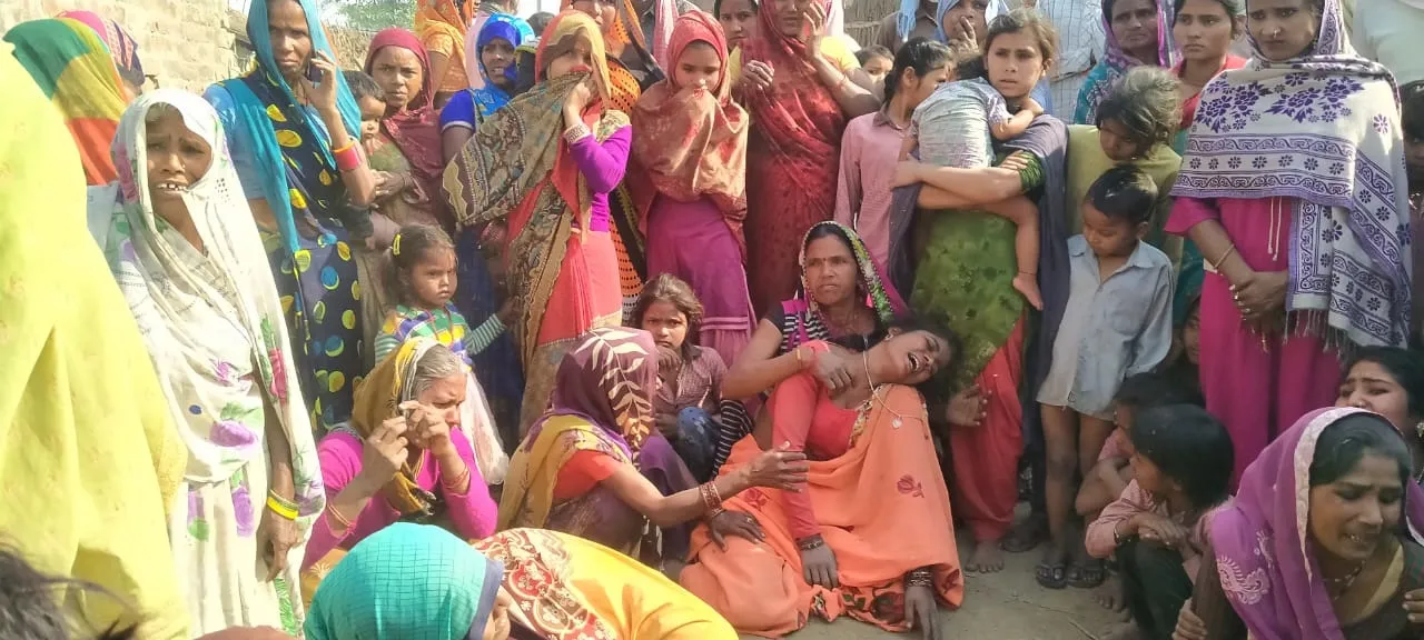 लखीमपुर खीरी: दीवार गिरने से नीचे दबकर दो बच्चों की मौत