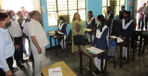 हल्द्वानी: स्कूल लैब में गंदगी देख बिफरे अल्पसंख्यक आयोग के उपाध्यक्ष