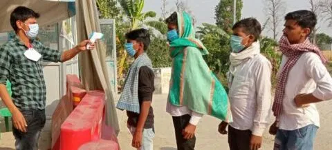 बनबसा: बाहरी राज्यों से आ रहे 131 यात्रियों के सैंपल जांच को भेजे