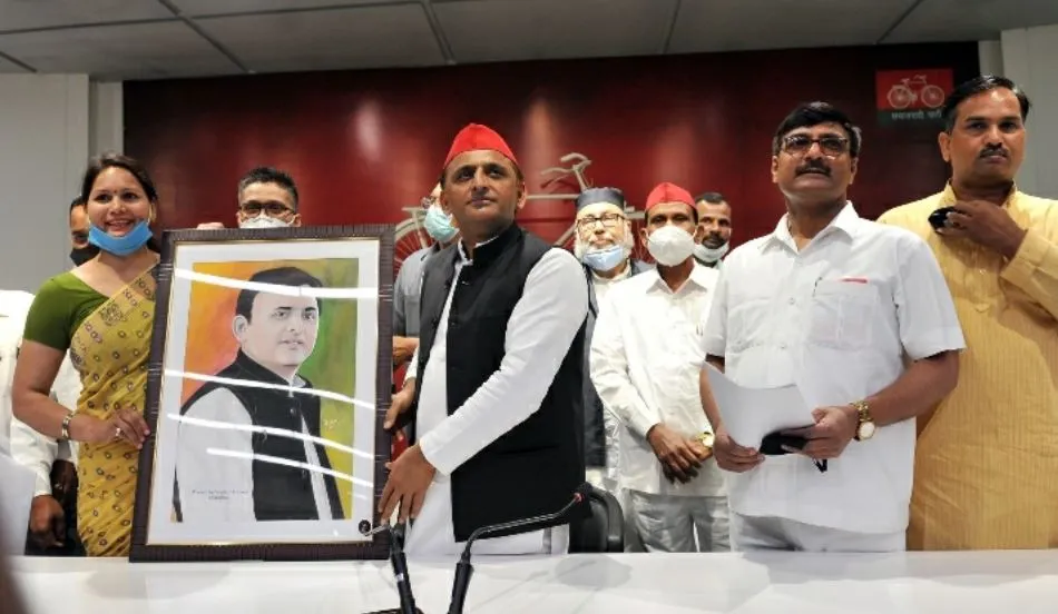 बरेली: ब्रहमस्‍वरूप समेत कई दिग्गज सपा में शामिल