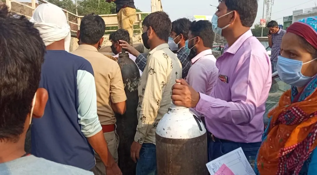 बरेली: अपनों को बचाने के लिए खुद की जिंदगी दांव पर