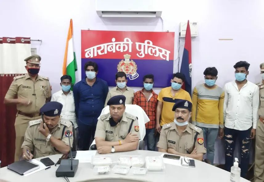 बाराबंकी: तस्करों के खिलाफ पुलिस ने कसा शिकंजा, 7 गिरफ्तार, 7 करोड़ 50 लाख की मार्फीन बरामद