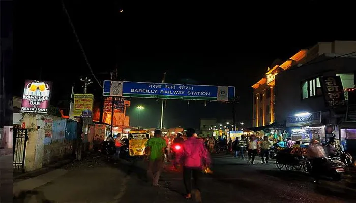 बरेली में कल से नाइट कर्फ्यू, सभी शिक्षण संस्थान 20 अप्रैल तक बंद
