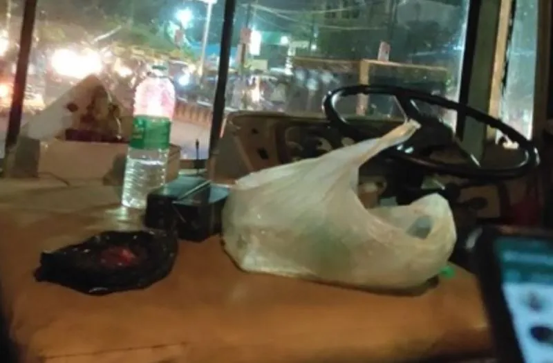 बरेली: रोडवेज बस को ‘बार’ बना चालक ने दोस्तों संग पी शराब
