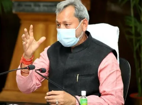 देहरादून: कालाबाजारी की शिकायतों पर हो कङी कार्रवाई- सीएम तीरथ