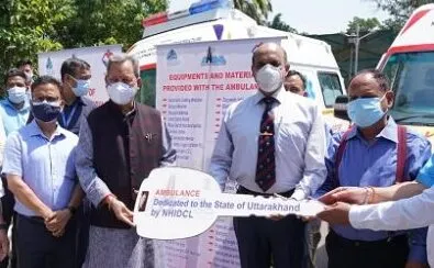 देहरादून: मुख्यमंत्री ने जनता को समर्पित की दो लाइफ सपोर्ट एंबुलेंस