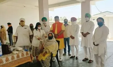 रुद्रपुर: टीकाकरण कैंप में 45 वर्ष से अधिक आयु के लोगों को लगी वैक्सीन