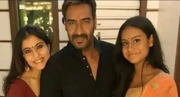 अजय-काजोल ने बेटी न्यासा के 18वें जन्मदिन पर दी बधाई