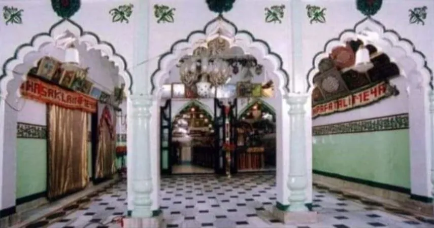 बरेली: कोरोना के चलते ऑनलाइन मनाया गया शराफत मियां का कुल