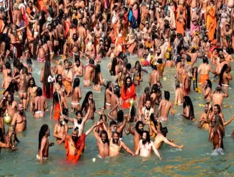 हरिद्वार: महाकुंभ के दूसरे शाही स्नान पर 20 लाख लोगों ने लगाई डुबकी