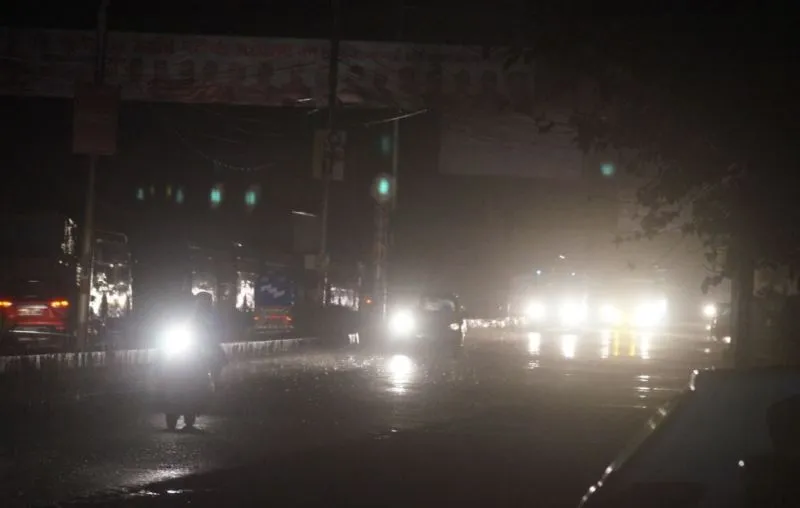 बरेली: बारिश और तेज हवाओं से बदला मौसम का मिजाज, गर्मी से राहत
