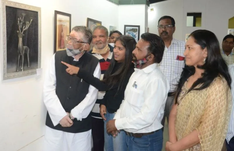 बरेली: शहर में बनाएंगे बड़ी आर्ट गैलरी- संतोष गंगवार