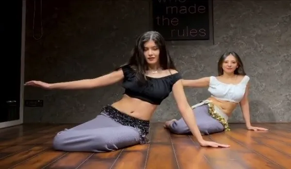 शनाया कपूर ने बेली डांस से फिर मचाया धमाल, वीडियो देखकर फैंस बोले- OMG!