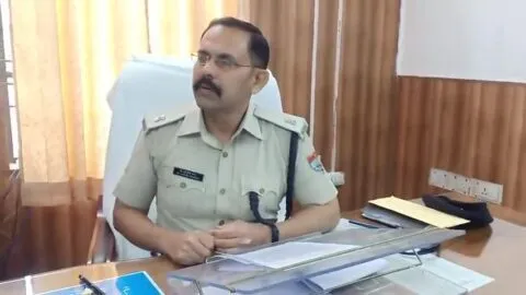 हल्द्वानी: एसपी सिटी ने पुलिस कर्मियों को पढ़ाया विजिबिलिटी बढ़ाने का पाठ