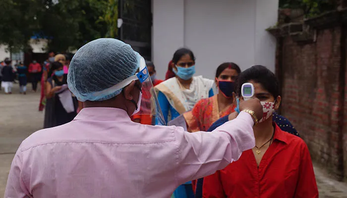 कोविड-19: भारत में एक दिन में संक्रमण के 2 लाख 59 हजार से अधिक नए मामले, 1,761 की मौत