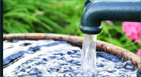 देहरादून: तीरथ की सरकार आते ही 99 प्रतिशत बढ़ी पानी की कनेक्शन फीस