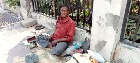 बाजार बंद और बेबसी: सुबह से दोपहर तक केवल 20 रुपये की कमाई, सवाल ‘शाम’ का है इसलिए उम्मीद बाकी है…