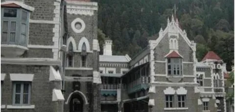 नैनीताल: उच्च न्यायालय ने बंदियों की सुरक्षा, पेरोल मामले में सरकार से मांगी विस्तृत रिपोर्ट