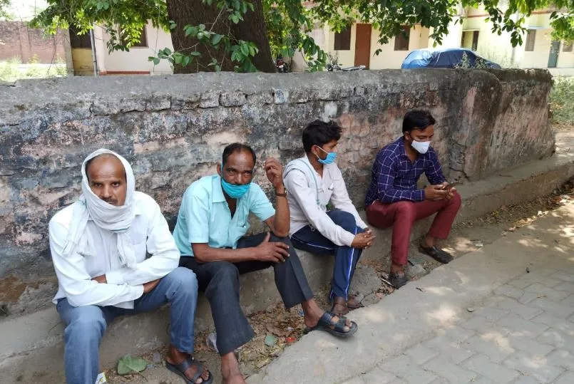बरेली: बाइक सवार दोस्तों को अज्ञात वाहन ने कुचला, एक की मौत