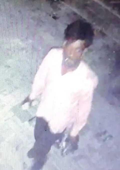 हल्द्वानी: डीएम कैंप के सामने दुकानो‍ं में चोरी, सीसीटीवी में कैद हुआ चोर