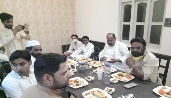 यूपी: यहां सपा विधायक समेत 35 नेताओं के खिलाफ केस दर्ज, पूरी बात जानकर चौंक जाएंगे
