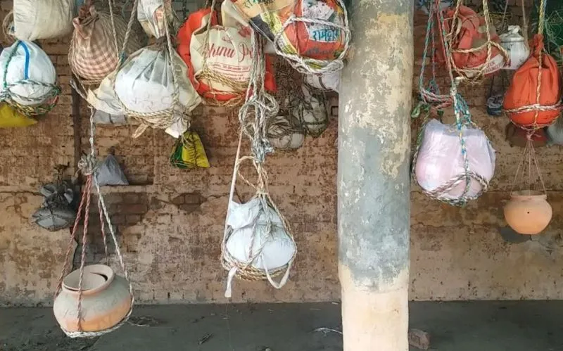 बरेली: विसर्जन के इंतजार में 2000 अस्थियां, कोरोना के खौफ से नहीं आ रहे अपने