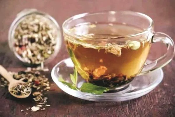 मुरादाबाद: कोरोना से जंग में काढ़ा बन रहा सहारा, स्वस्थ हो रहे संक्रमित