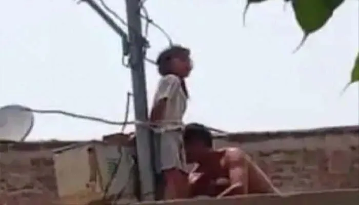 कानपुर: पिता ने क्रूरता की सारी हदें की पार, बेटी को दो घंटे धूप में पोल से बांधे रखा, अरेस्ट