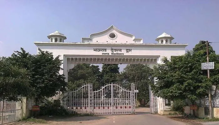 लविवि पीएचडी की दूसरे राज्य में कराएगा प्रवेश परीक्षा, कुल तीन केंद्र बनाने पर बनी सहमति