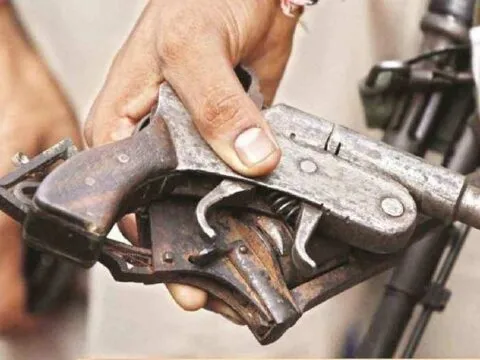 हल्द्वानी: नंधौर के जंगल में हथियार बनाने वाले दो गिरफ्तार