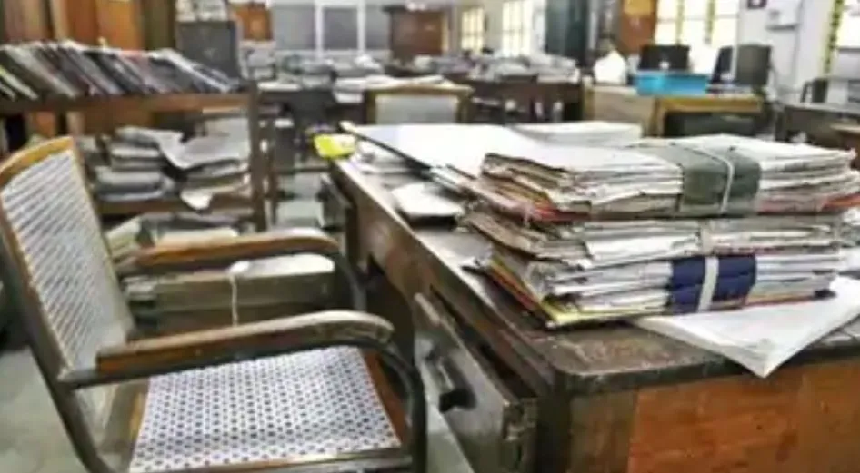 नहीं थम रहा कोरोना, केंद्र का सभी विभागों को निर्देश, मई के अंत तक प्रभावी रहेगा पिछला आदेश