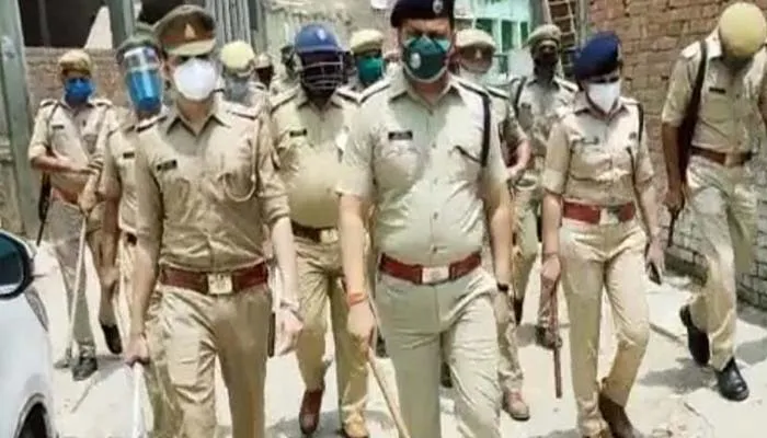 चुनावी रंजिश के बाद यहां पुलिस ने लिया बड़ा एक्शन, 20 से ज्यादा लोग गिरफ्तार