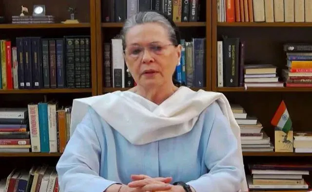 CWC की बैठक में बोलीं सोनिया- चुनावी नतीजों से साफ हो गया कि पार्टी में सुधार की जरूरत