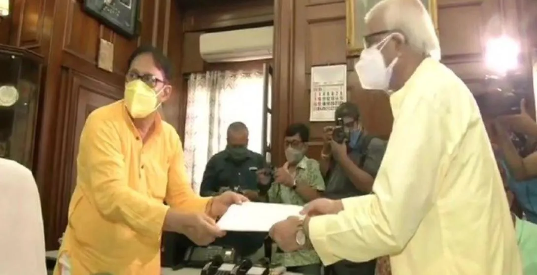 क्या ममता लड़ेंगी उपचुनाव? टीएमसी के शोभनदेव ने विधायक पद से दिया इस्तीफा, भवानीपुर विधानसभा सीट खाली