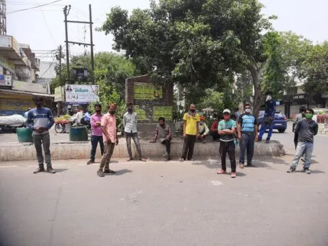 विश्व मजदूर दिवस: कोरोना से नहीं इन्हें भूख से डर लगता है…